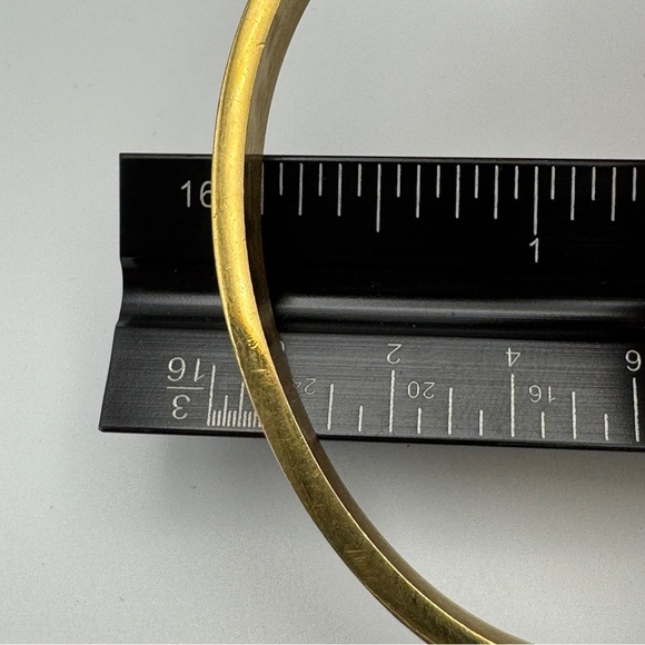 Gold Roman Numeral Bangle Bracelet Faux Hinge 7.5” - Picture 11 of 12